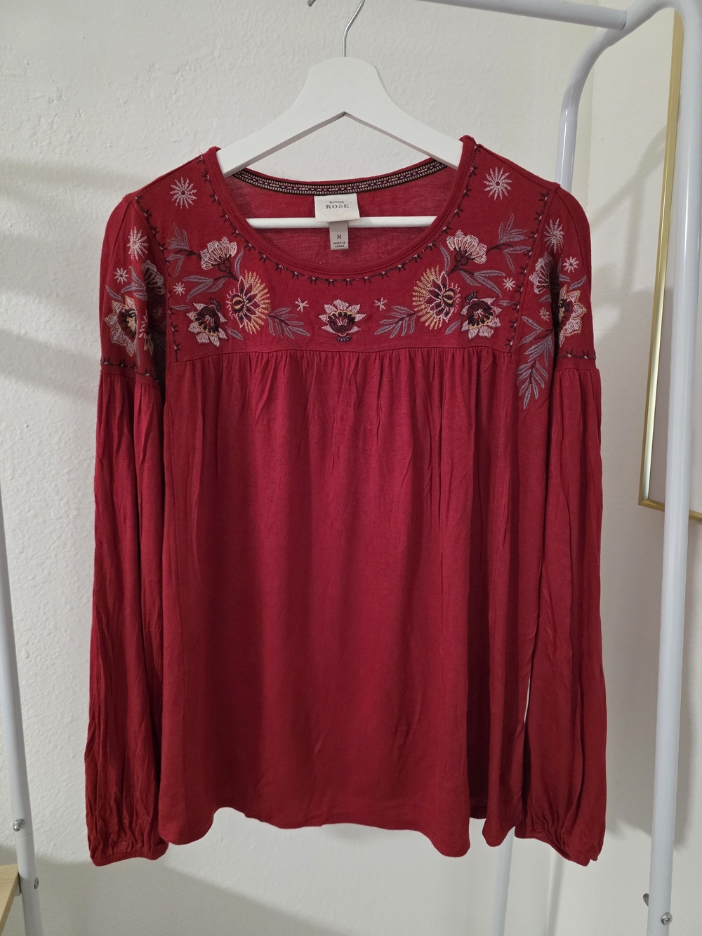 Knox Rose Red Embroidered Floral Peasant Top